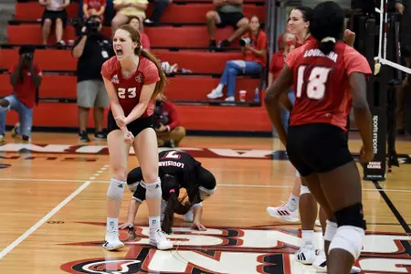 Coco Gillett Celebrates vs Arkansas State 10.8.21