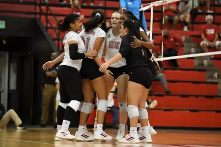 Volleyball Group vs. Lamar 9.21.21