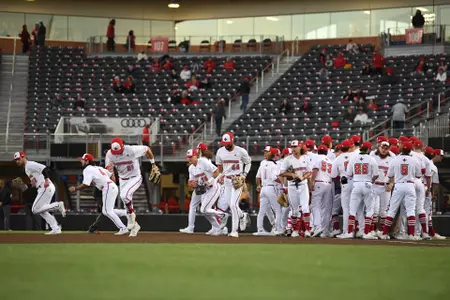 Baseball Huddle Break