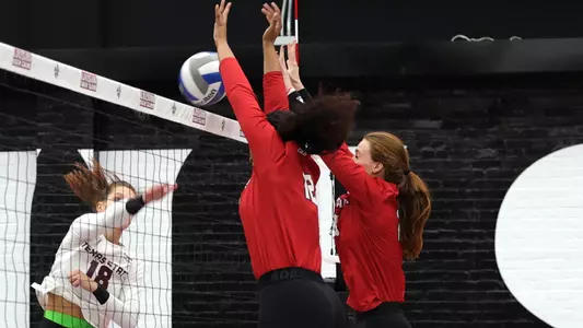 Cami Hicks and Coco Gillett Block vs. TXST 10.07.22