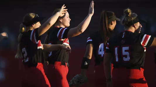 Softball Group High Five vs NSU 10.14.22