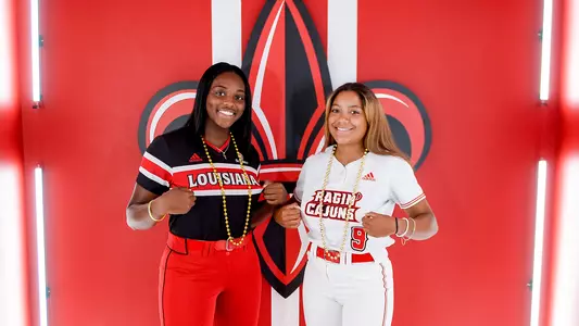 SB Signees Davis and Griffin Social Media Pose