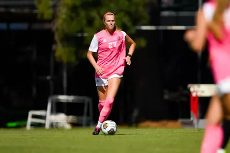 Lauren Bennett October 8, 2023 Louisiana Women's Soccer vs Southern Miss in Lafayette, LA at Home Bank Track and Soccer Complex. Final Score Louisiana 2 USM 1. Photo by Benjamin R. Massey/Ragin Cajun Athletics