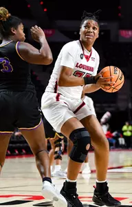 WBB Wilnie Joseph 2022-23 Action