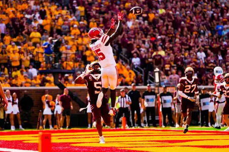 Robert Williams jumps up to make the catch for a touchdown September 30, 2023 Louisiana @ University of Minnesota Football in Minneapolis, MN at Huntington Bank Stadium. Final score Louisiana 24 Minnesota 35. Photo by Benjamin R. Massey/Ragin Cajun Athletics