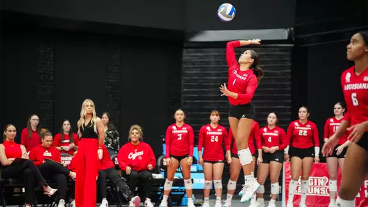 Siena DeCambra Volleyball