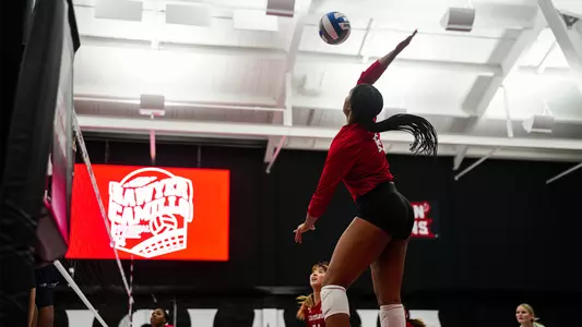 Shyia Richardson volleyball