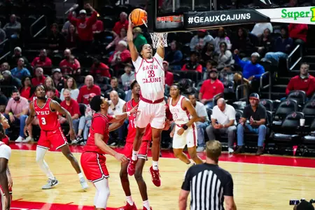 Kyran Ratliff dunk November 6, 2023 Louisiana vs Youngstown State Men's Basketball in Lafayette, LA at the Cajundome. Final score Louisiana 72 YSU 62. Photo by Benjamin R. Massey/Ragin Cajun Athletics