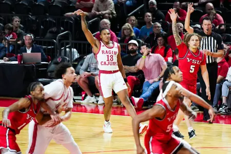 Brandon Hardy shoots November 6, 2023 Louisiana vs Youngstown State Men's Basketball in Lafayette, LA at the Cajundome. Final score Louisiana 72 YSU 62. Photo by Benjamin R. Massey/Ragin Cajun Athletics