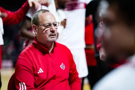 Bob Marlin in the huddle November 6, 2023 Louisiana vs Youngstown State Men's Basketball in Lafayette, LA at the Cajundome. Final score Louisiana 72 YSU 62. Photo by Benjamin R. Massey/Ragin Cajun Athletics