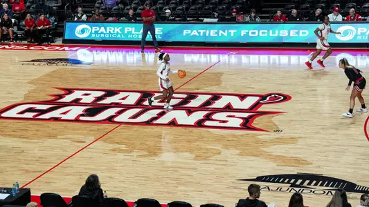 WBB Imani Rothschild Brings Ball Up Court vs. Nicholls 11.18.23