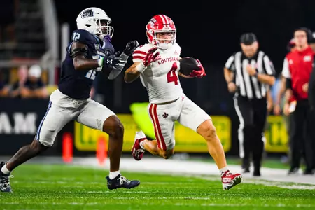 Jacob Bernard makes a catch September 9, 2023 Louisiana @ Old Dominion University Football in Northfolk, VA at S.B. Ballard Stadium. Final score Louisiana 31 ODU 38. Photo by Benjamin R. Massey/Ragin Cajun Athletics