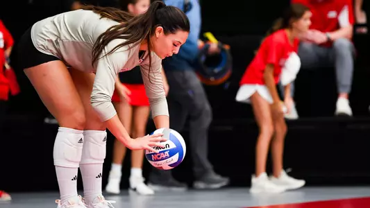 VB Abby Cunningham Sets Up to Serve 8.11.23