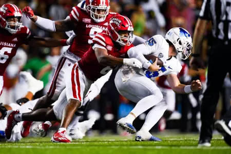 Kendre’ Gant gets a sack September 23, 2023 Louisiana vs University of Buffalo Football in Lafayette, LA at Cajun Field. Final score Louisiana 45 Buffalo 38. Photo by Benjamin R. Massey/Ragin Cajun Athletics