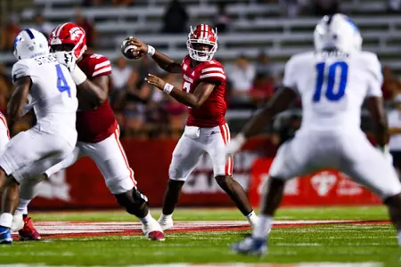 Zeon Chriss makes a throw September 23, 2023 Louisiana vs University of Buffalo Football in Lafayette, LA at Cajun Field. Final score Louisiana 45 Buffalo 38. Photo by Benjamin R. Massey/Ragin Cajun Athletics