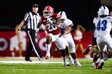 Dre’lyn Washington runs the ball September 23, 2023 Louisiana vs University of Buffalo Football in Lafayette, LA at Cajun Field. Final score Louisiana 45 Buffalo 38. Photo by Benjamin R. Massey/Ragin Cajun Athletics