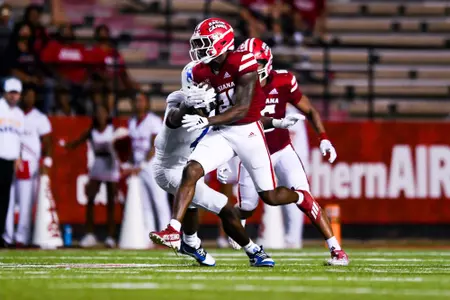 Zylan Perry returns a kick September 23, 2023 Louisiana vs University of Buffalo Football in Lafayette, LA at Cajun Field. Final score Louisiana 45 Buffalo 38. Photo by Benjamin R. Massey/Ragin Cajun Athletics