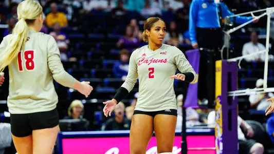 VB Lauryn Hil at LSU 9.6.23