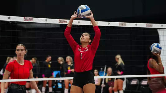 VB Siena DeCambra Sets Pregame vs. ULM 10.27.23