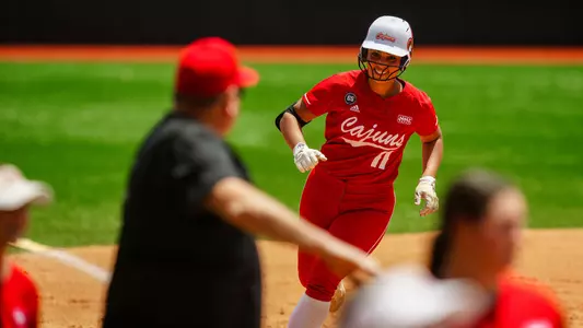 SB Lauren Allred Rounds Third vs. Marshall 05.13.23
