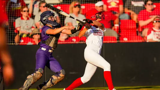 SB Maddie Hayden Swings vs. JMU 04.05.24