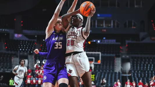 WBB Erica Lafayette to the Hoop vs. JMU 01.02.25
