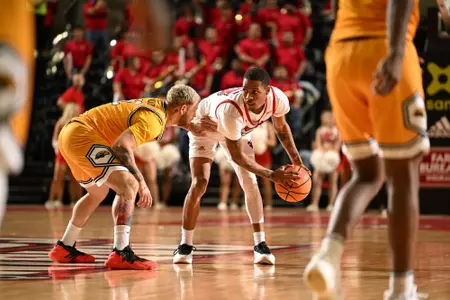 Christian Wright scans the Southern Miss defense