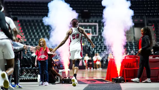WBB Ashlyn Jones Pregame Entrance vs. Troy 01.25.25