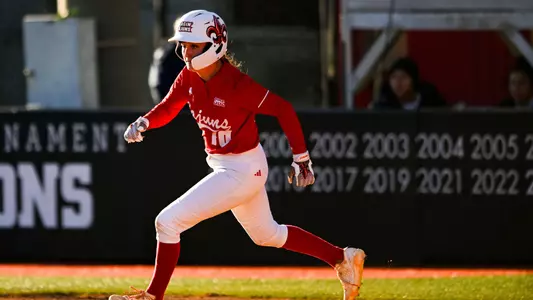 SB Savannah White Runs Bases vs. Ole Miss 02.16.25
