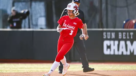 SB Maddie Hayden Runs Bases vs. ULM 03.21.25