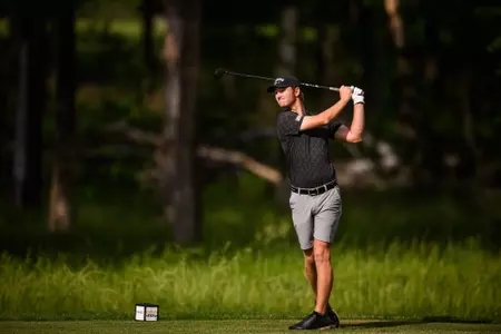 Malan Potgieter tees off at the 2025 Sun Belt Conference Men's Golf Championship
