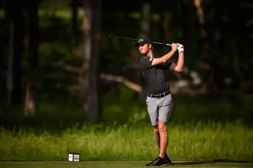 Malan Potgieter tees off at the 2025 Sun Belt Conference Men's Golf Championship