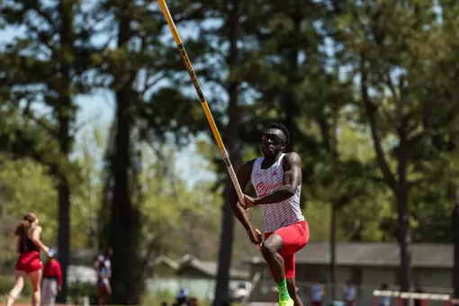Nelvin Appiah attempts the pole vault at the Louisiana Classics