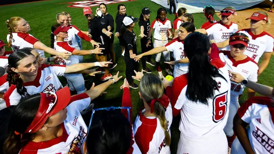 SB Team Postgame Huddle vs. Southern Miss 05.01.25