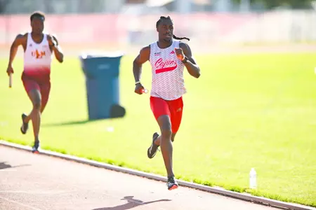 Caemon Scott runs at the Louisiana Classics