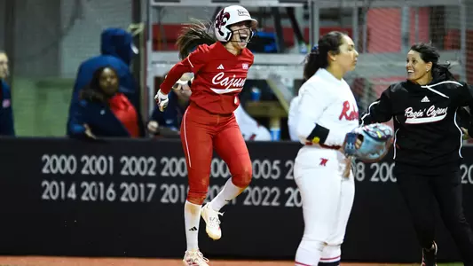 SB Mia Liscano 2025 Season Action Photo