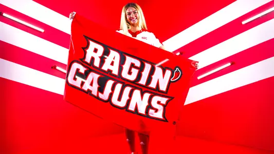 SB Bailey Mackles Summer 2025 Photo