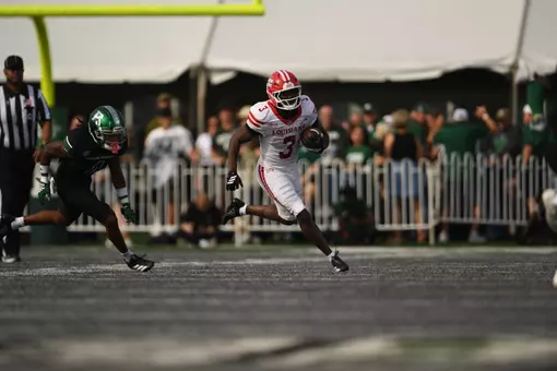 Cajuns Edged on Late Field Goal, 34-31