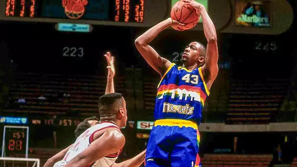 Kevin Brooks playing for the Denver Nuggets