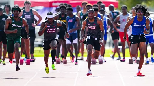 Camren Hardy (right) ran the anchor leg of Louisiana's 4x100 meter relay team at the Crimson Tide Invitational on April 10, 2026