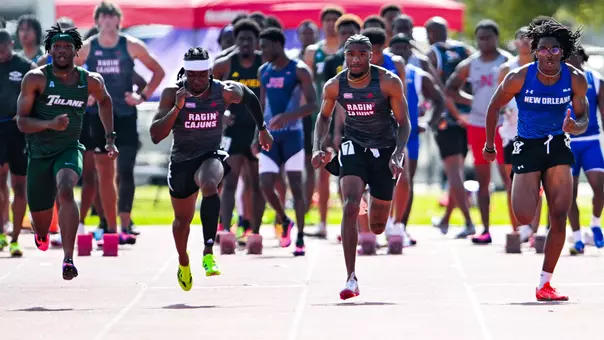 Camren Hardy (right) ran the anchor leg of Louisiana's 4x100 meter relay team at the Crimson Tide Invitational on April 10, 2026