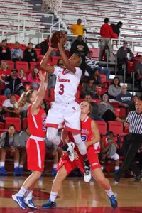 Handford named to second consecutive BIG EAST Weekly Honor Roll.