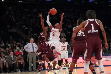 Thompson earns first-ever spot on BIG EAST Weekly Honor Roll.