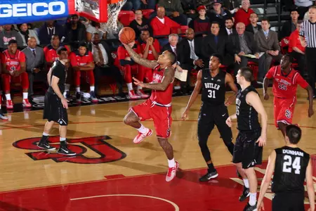 D'Angelo Harrison averaged 28.0 points in two games for the Red Storm.