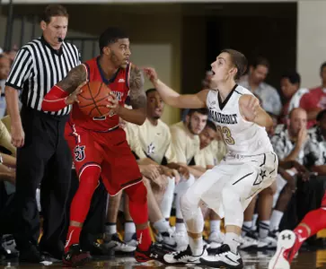 Ron Mvouika had 17 points, five rebounds and three assists on Tuesday versus No. 13/14 Indiana