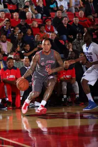 D'Angelo Harrison averaged 27.0 points in the last two games.