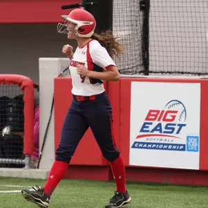 Sophomore outfielder Lauren Zick