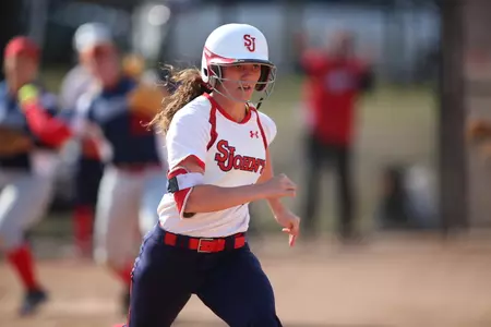 Sophomore OF Lauren Zick