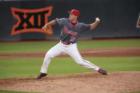 Alex Katz deals at the Stillwater Regional in 2015