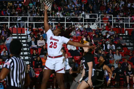 Curteeona Brelove Lay Up 2